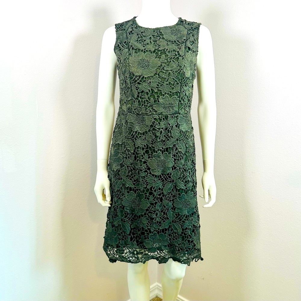 Ryan Michelle Floral Lace Overlay Dress size large.